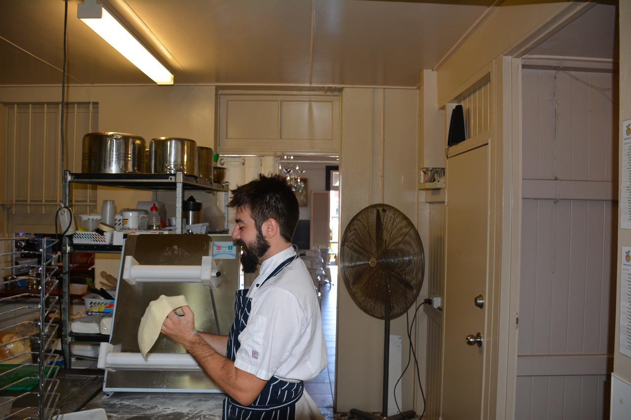 The Burdekin Hotel エア エクステリア 写真